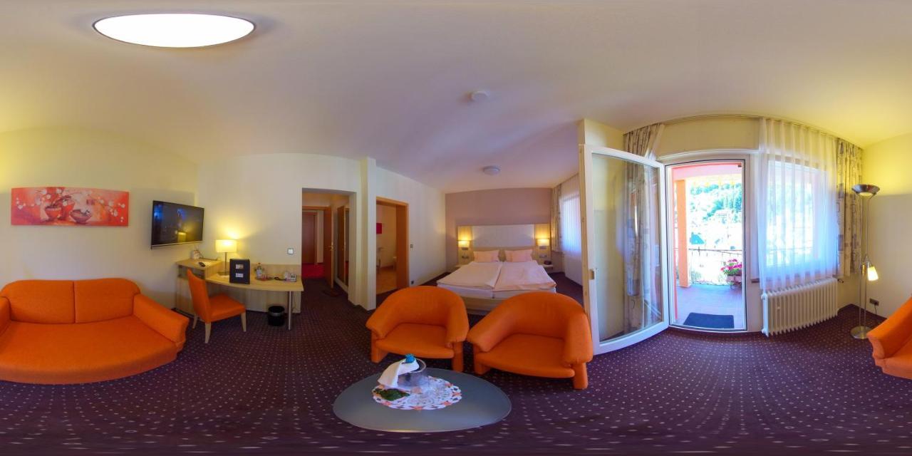 Hotel Sonnenhof Bad Wildbad Exterior foto