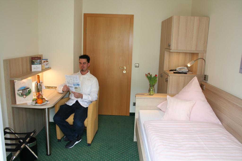 Hotel Sonnenhof Bad Wildbad Exterior foto